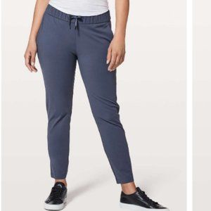 On the Fly Pant 7/8 Length Luxtreme- Size 6